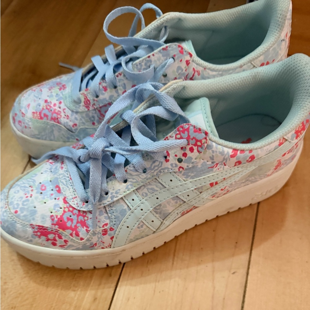 ASICS Gray and Red Splatter Sneakers